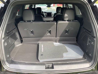 2027 GMC Acadia Denali