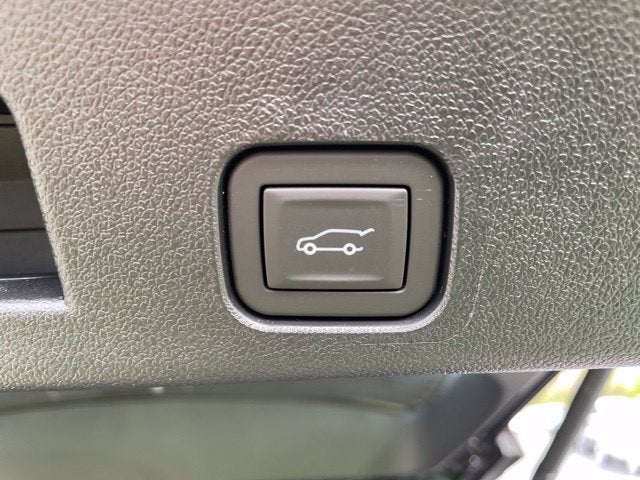 2027 GMC Acadia Denali