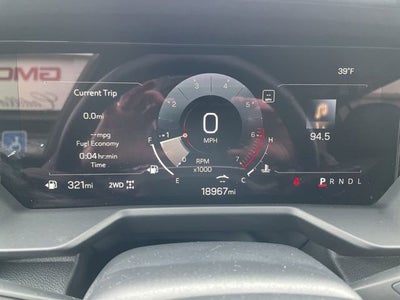 2025 GMC Acadia Elevation