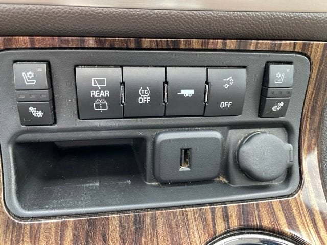 2016 GMC Acadia Denali
