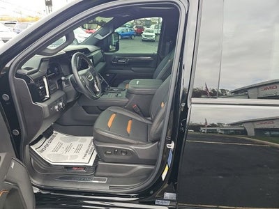 2025 GMC Sierra 2500 HD AT4