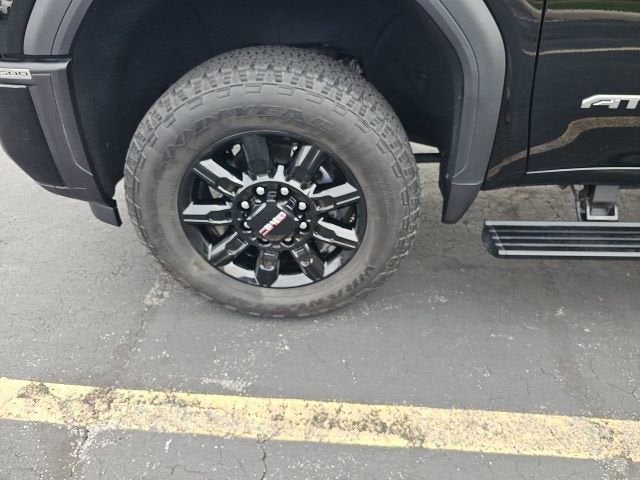 2025 GMC Sierra 2500 HD AT4