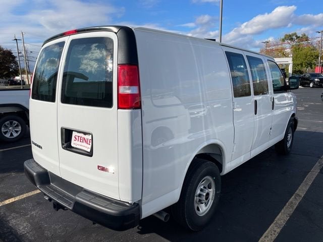 2025 GMC Savana Cargo 2500 Work Van