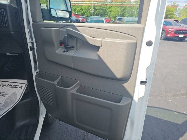 2024 GMC Savana Cargo 2500 Work Van