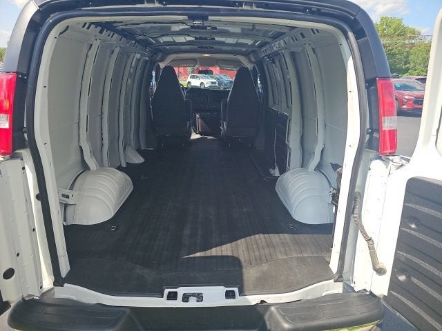 2024 GMC Savana Cargo 2500 Work Van