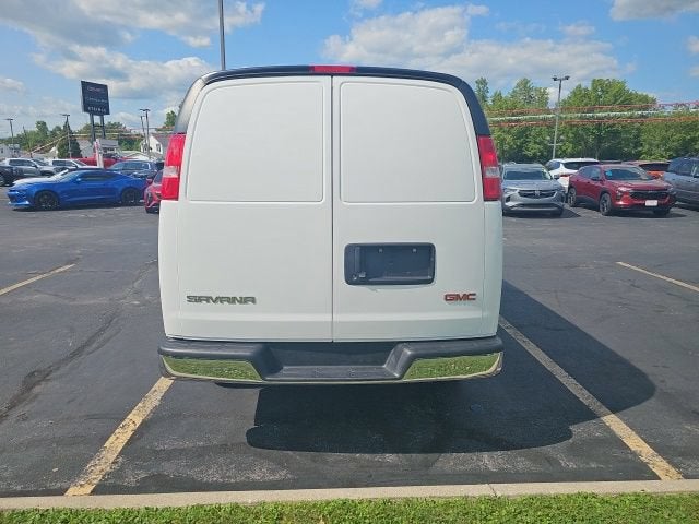 2024 GMC Savana Cargo 2500 Work Van
