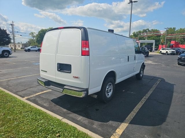 2024 GMC Savana Cargo 2500 Work Van