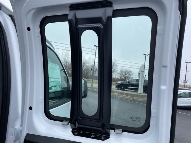 2025 GMC Savana Cargo Work Van