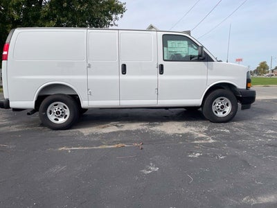 2025 GMC Savana Cargo Work Van