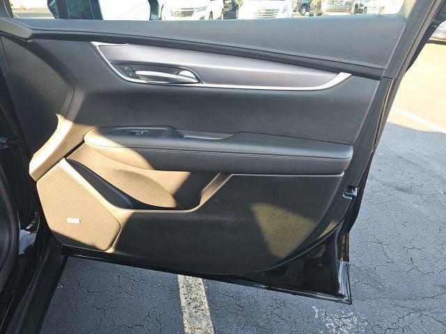 2022 Cadillac XT5 Luxury