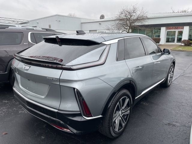 2024 Cadillac LYRIQ Luxury 1