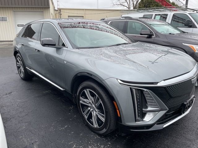2024 Cadillac LYRIQ Luxury 1