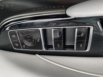 2024 Cadillac LYRIQ Luxury 1