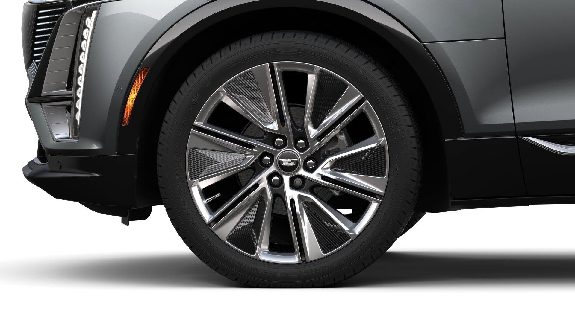 2025 Cadillac LYRIQ Luxury 3