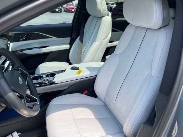 2024 Cadillac LYRIQ Sport 1