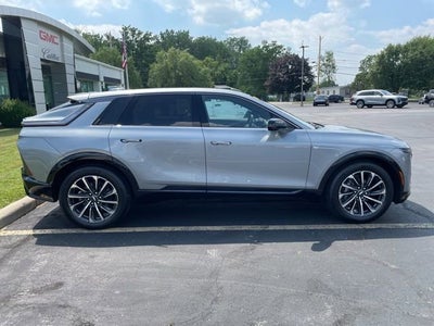 2024 Cadillac LYRIQ Sport 1