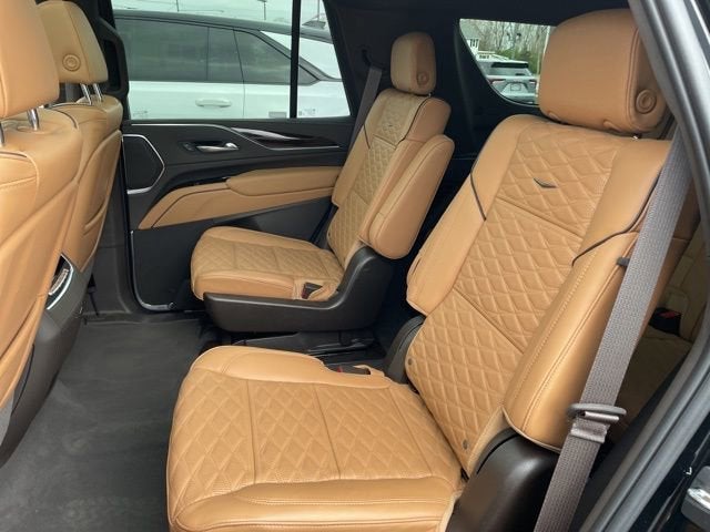 2023 Cadillac Escalade Sport