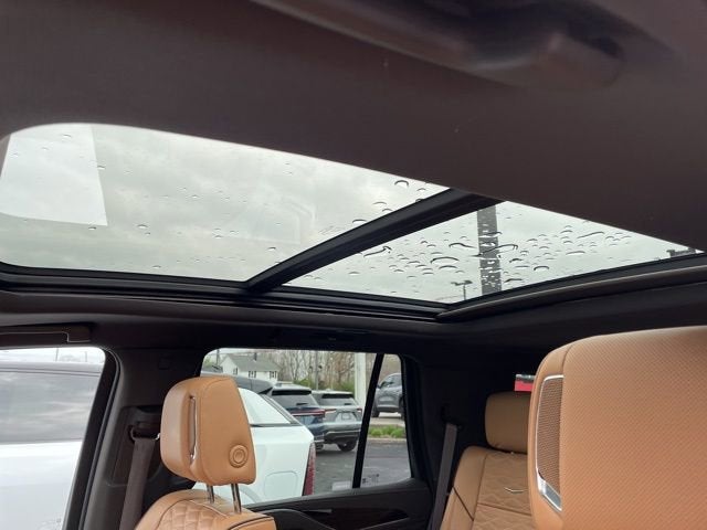 2023 Cadillac Escalade Sport