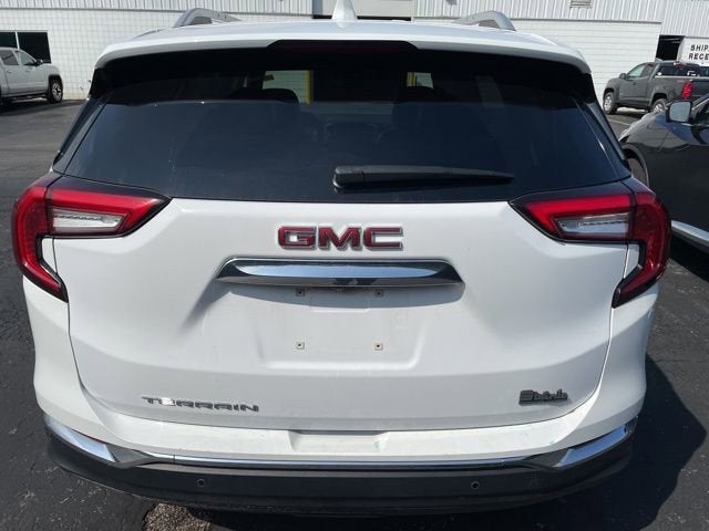 2022 GMC Terrain SLT