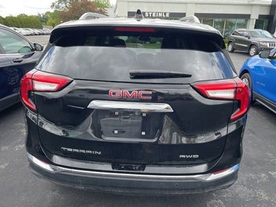 2022 GMC Terrain SLT