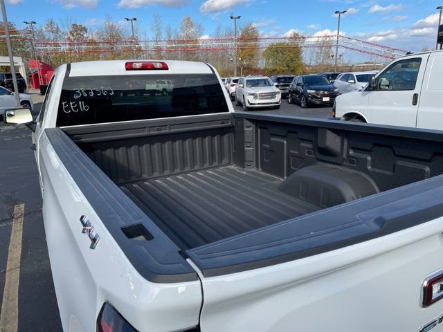 2025 GMC Sierra 1500 Pro