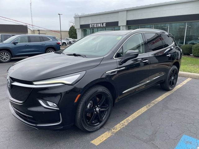 2023 Buick Enclave Essence