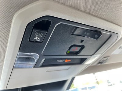 2022 Toyota Tundra 4WD SR5