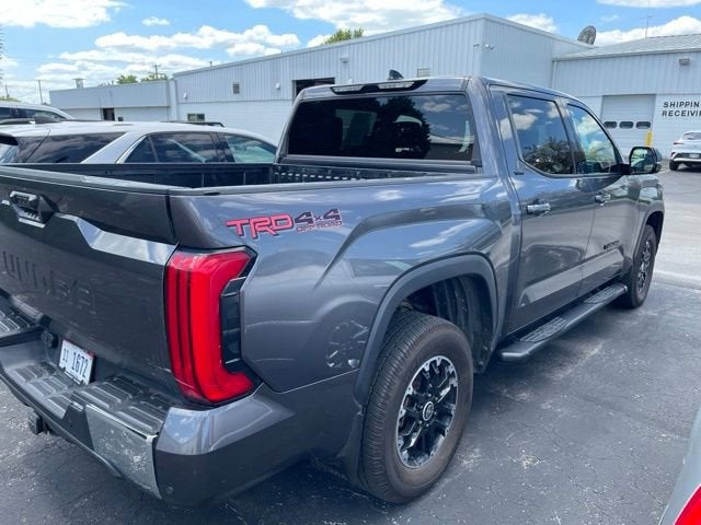 2022 Toyota Tundra 4WD SR5