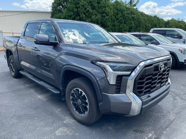 2022 Toyota Tundra 4WD SR5