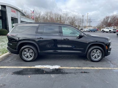 2025 Chevrolet Traverse LT 2LT