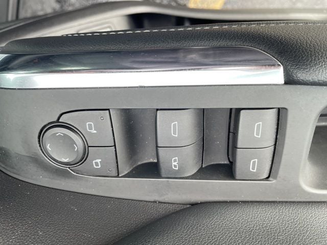 2025 Chevrolet Traverse LT 2LT