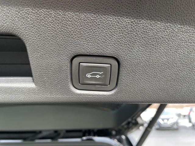 2025 Chevrolet Traverse LT 2LT