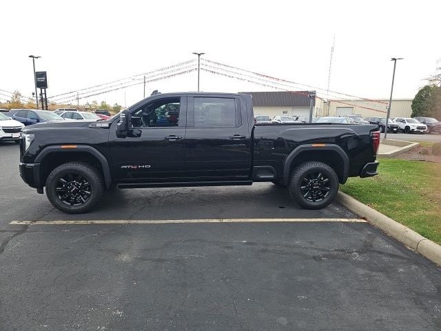 2025 GMC Sierra 2500HD AT4