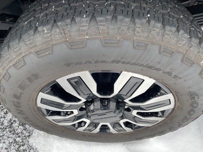 2025 GMC Sierra 2500HD Denali Ultimate