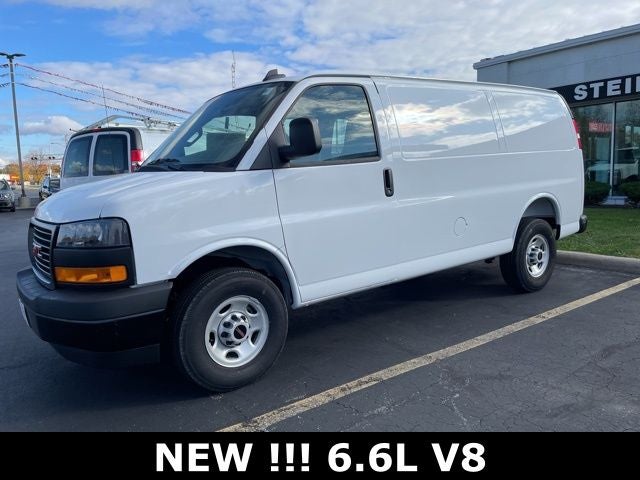 2025 GMC Savana 2500's photo