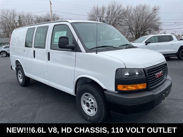 2025 GMC Savana 2500's photo
