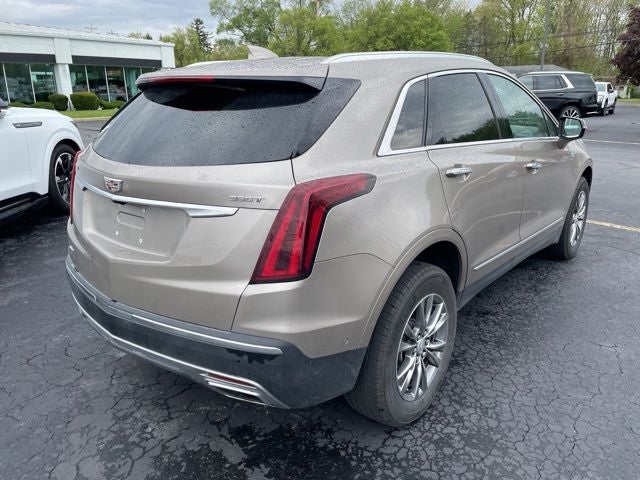 2022 Cadillac XT5 Premium Luxury