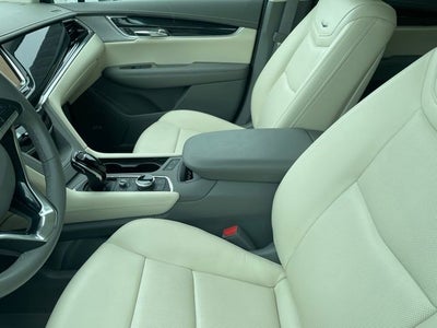 2025 Cadillac XT6 Premium Luxury