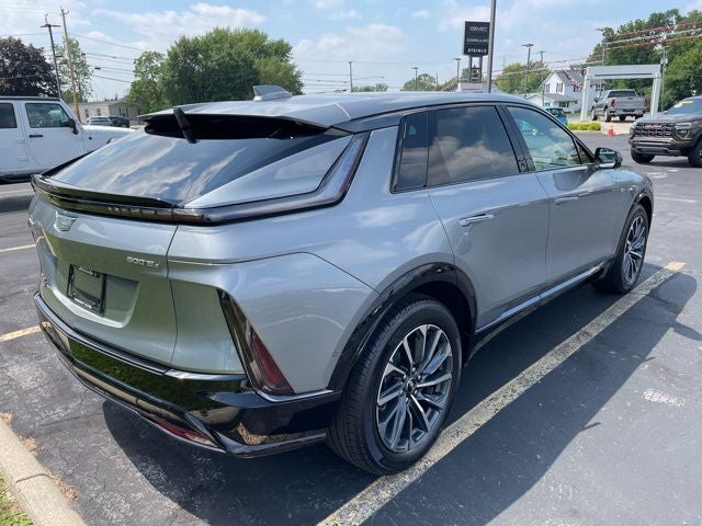 2024 Cadillac LYRIQ Sport