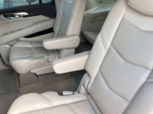 2019 Cadillac Escalade ESV Premium
