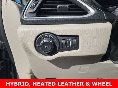 2023 Chrysler Pacifica Hybrid Touring L