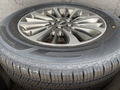 2019 Lincoln Nautilus Select