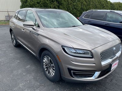 2019 Lincoln Nautilus Select