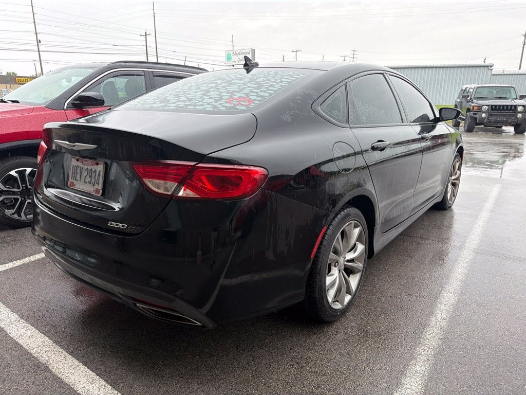 2015 Chrysler 200 S