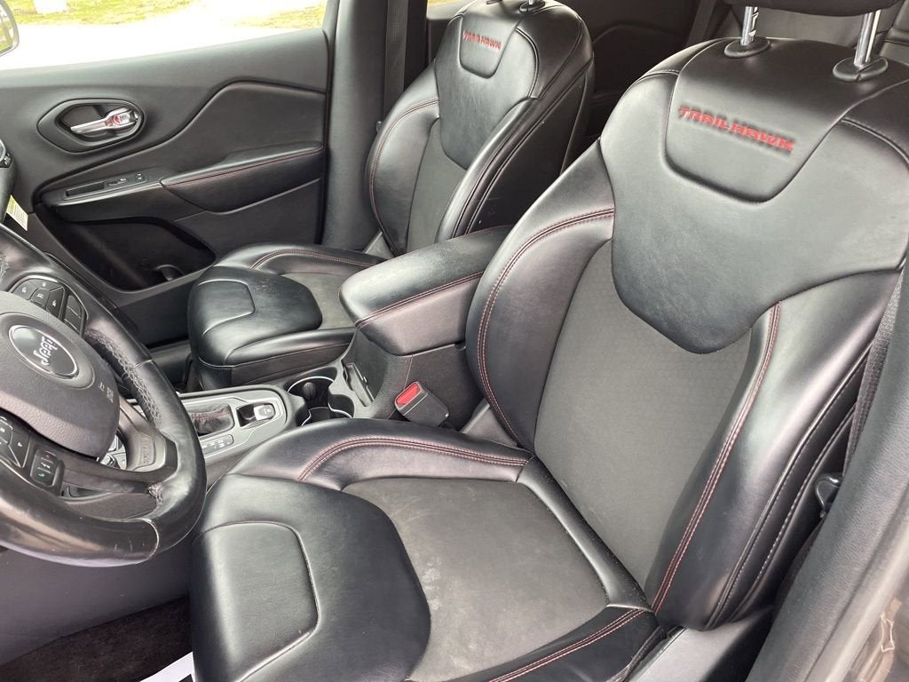 2019 Jeep Cherokee Trailhawk