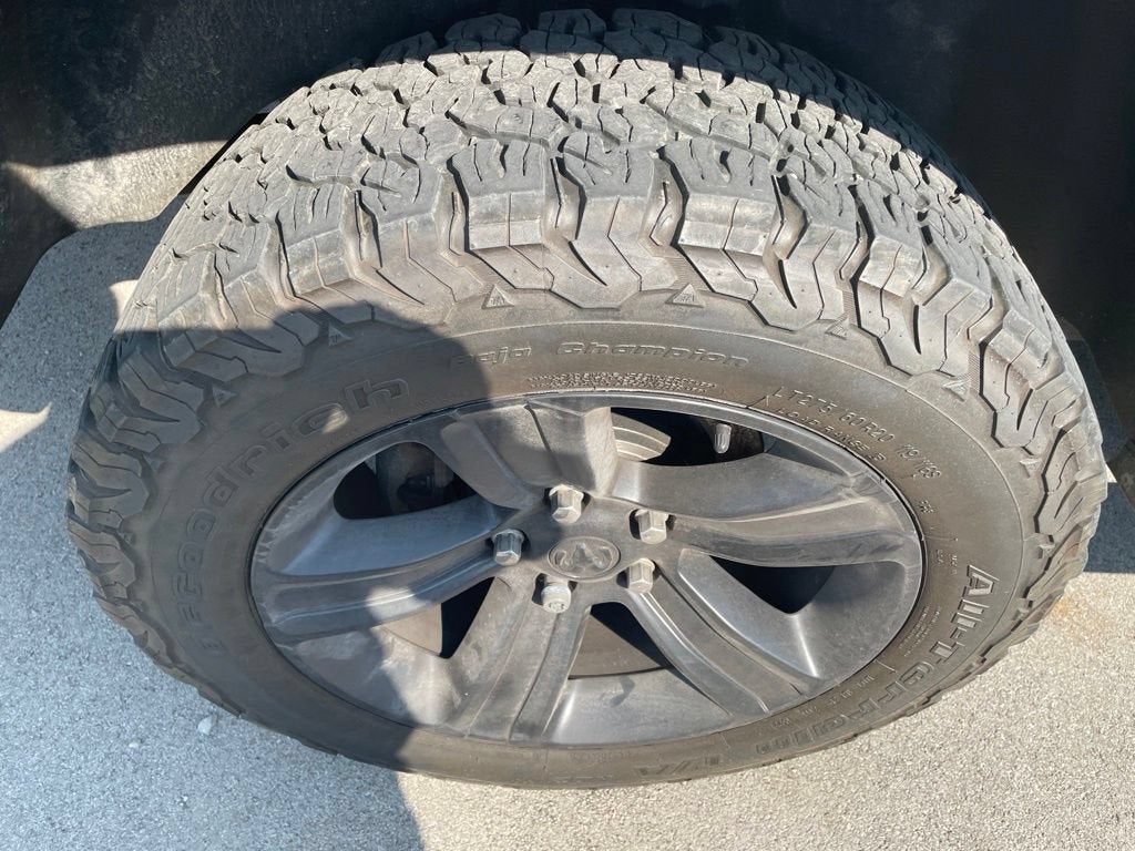2022 RAM 1500 Classic SLT