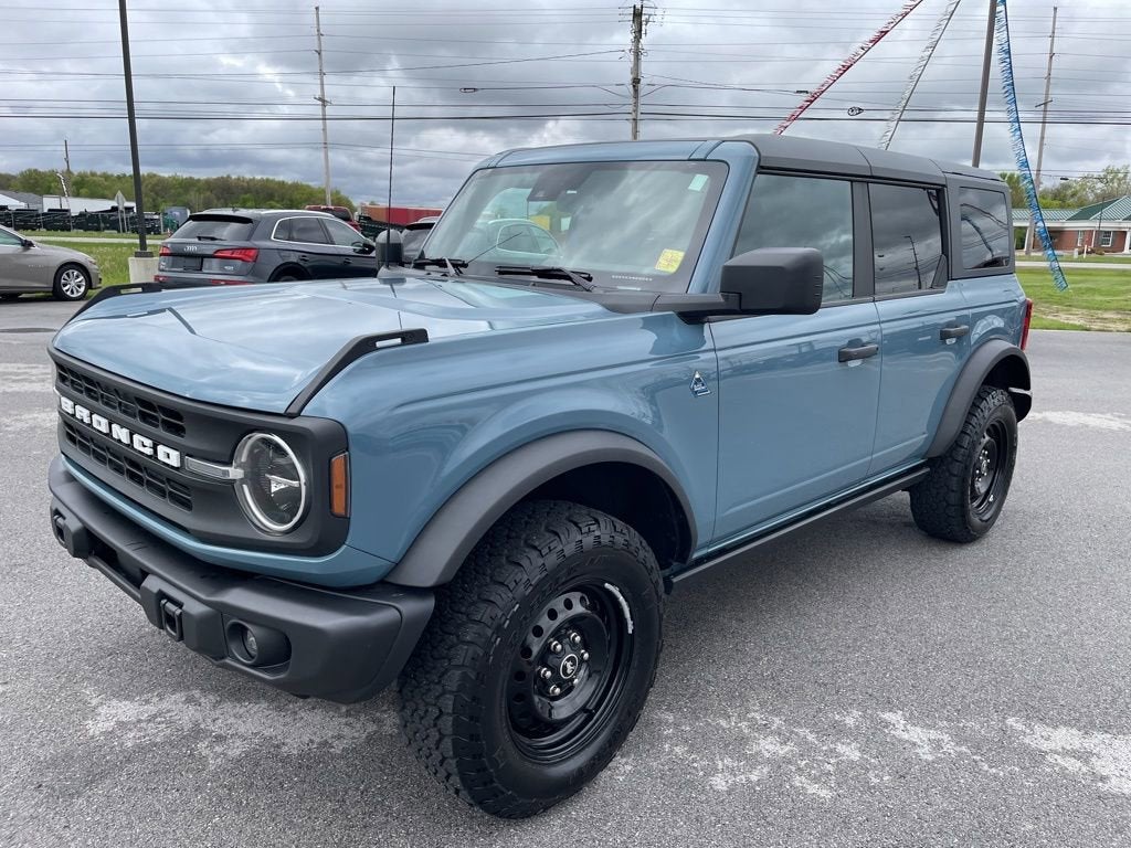 2022 Ford Bronco Base