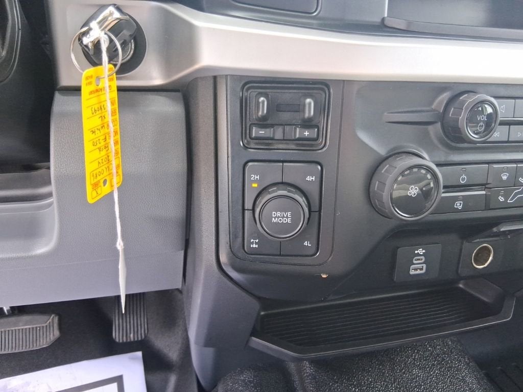 2024 Ford Super Duty F-250 SRW XL