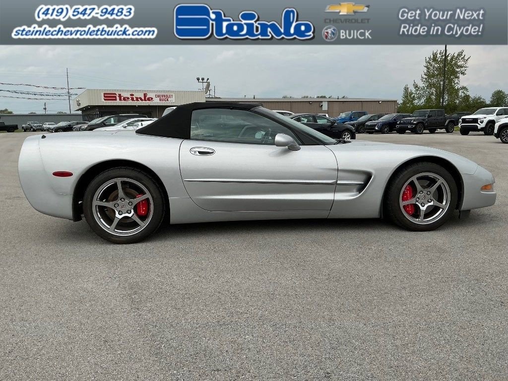 1998 Chevrolet Corvette Base