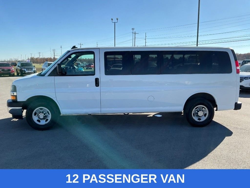 2019 Chevrolet Express Passenger 3500 LT